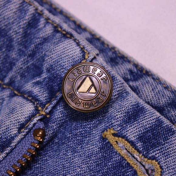 LizWear Skirts Womens Sze 12 Blue Mini Skirt 100% Cotton Denim - (28.75 x 20.25) - Picture 6 of 13